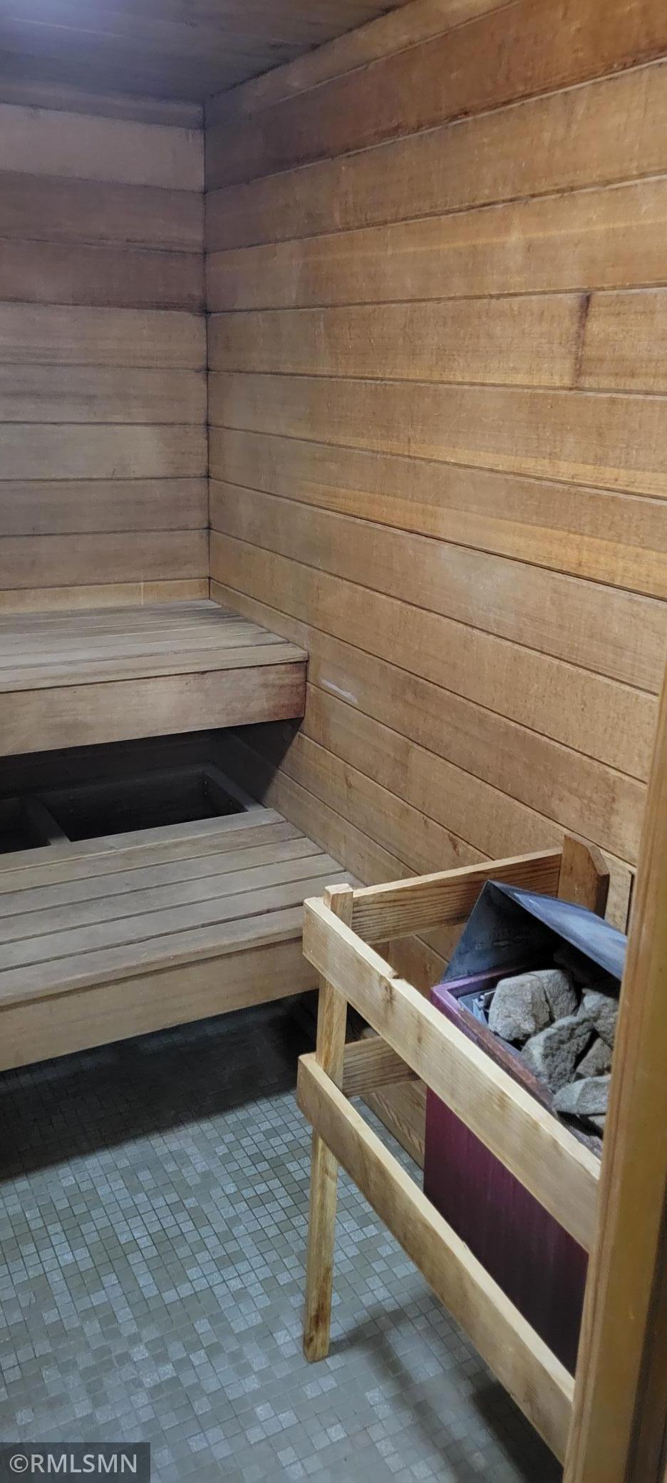 Sauna .jpg