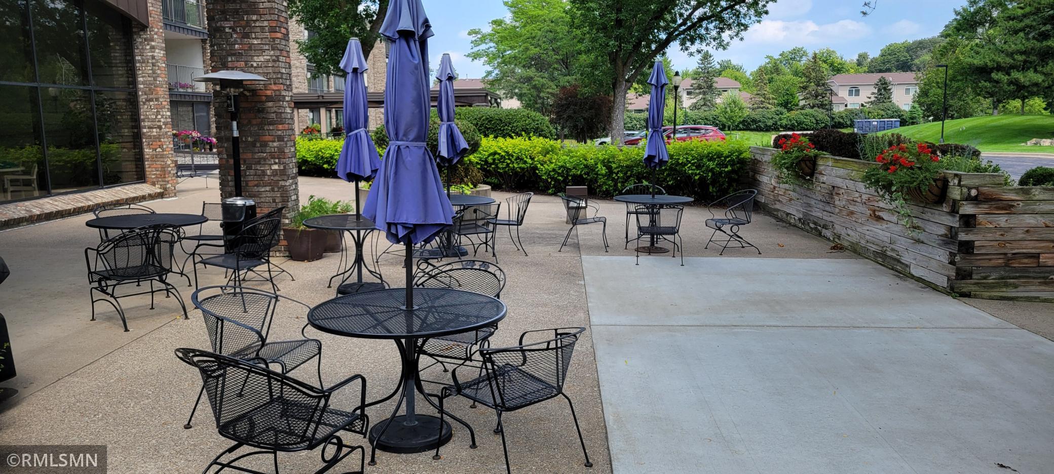 South side Patio with Grill .jpg