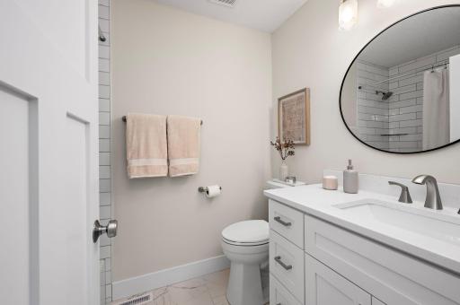 1021 Yuma Lane N, Plymouth, MN 55447