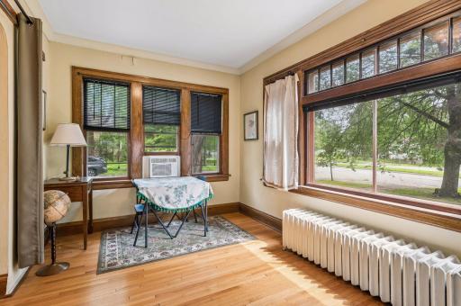 629 Lexington Parkway N, Saint Paul, MN 55104