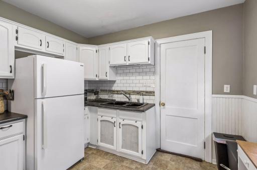 629 Lexington Parkway N, Saint Paul, MN 55104