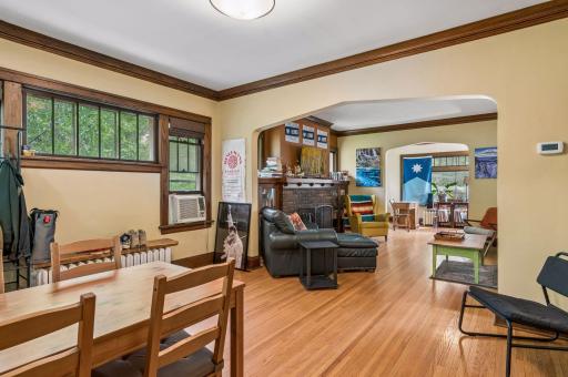 629 Lexington Parkway N, Saint Paul, MN 55104