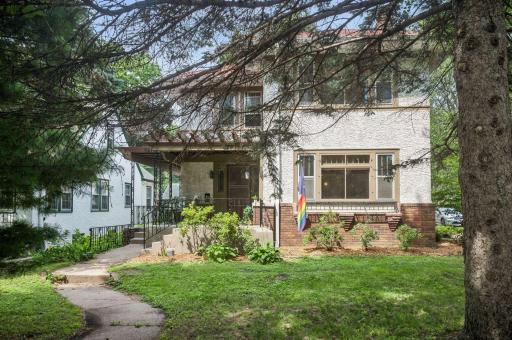 629 Lexington Parkway N, Saint Paul, MN 55104