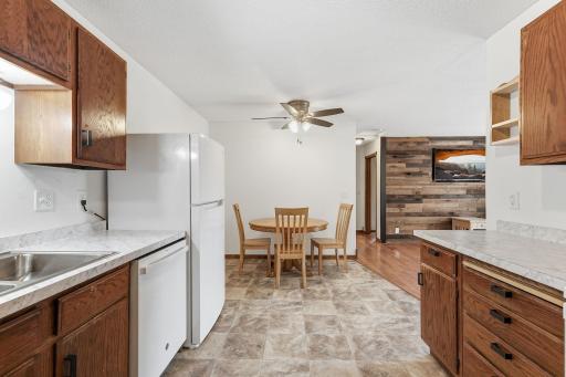 11-web-or-mls-218-Marvin-Elwood-Rd-11.jpg