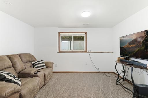 18-web-or-mls-218-Marvin-Elwood-Rd-18.jpg