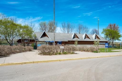6155 Chasewood Parkway, 204, Minnetonka, MN 55343