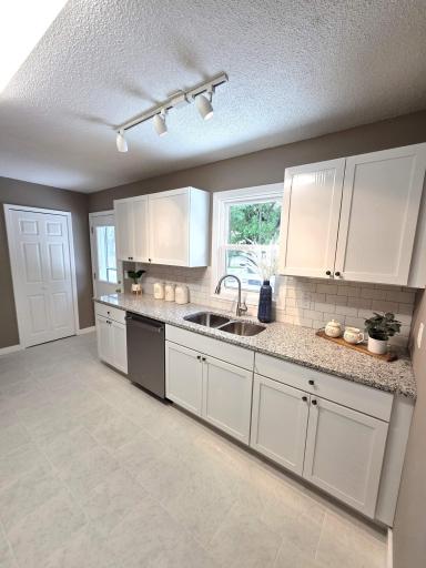 13316 Valley Forge Lane N, Champlin, MN 55316