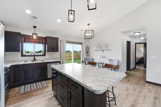 716 W 8th Street, Litchfield, MN 55355