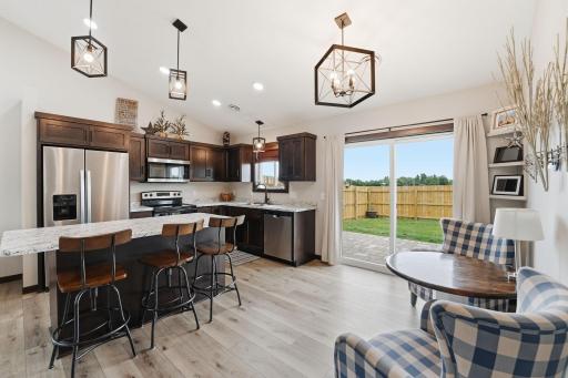 716 W 8th Street, Litchfield, MN 55355