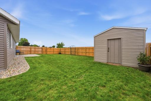 716 W 8th Street, Litchfield, MN 55355