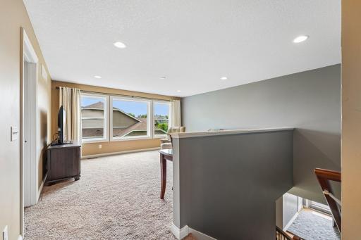 36-web-or-mls-3350 Malcom Ct SW-S2706-036.jpg