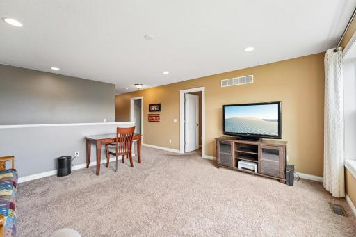 38-web-or-mls-3350 Malcom Ct SW-S2706-038.jpg