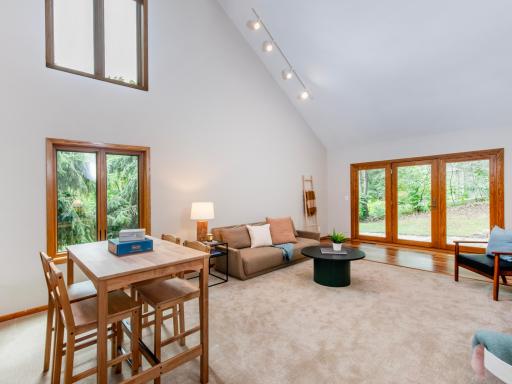 13900 Hill Ridge Drive, Hopkins, MN 55305