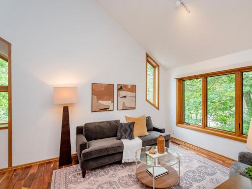 13900 Hill Ridge Drive, Hopkins, MN 55305