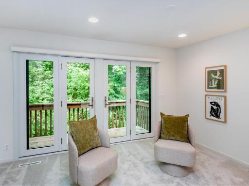 13900 Hill Ridge Drive, Hopkins, MN 55305