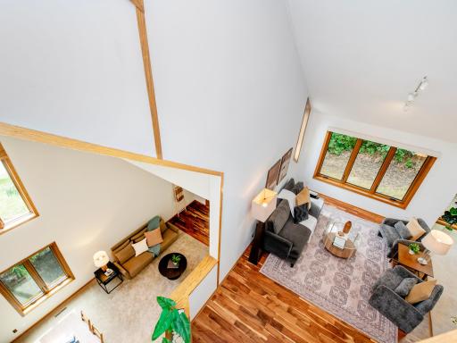 13900 Hill Ridge Drive, Hopkins, MN 55305