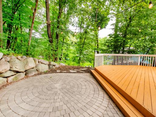 13900 Hill Ridge Drive, Hopkins, MN 55305