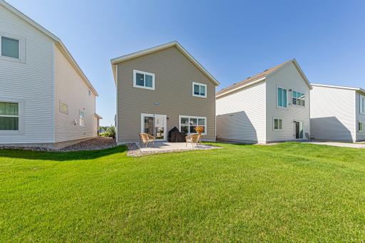6870 102nd Street S, Cottage Grove, MN 55016
