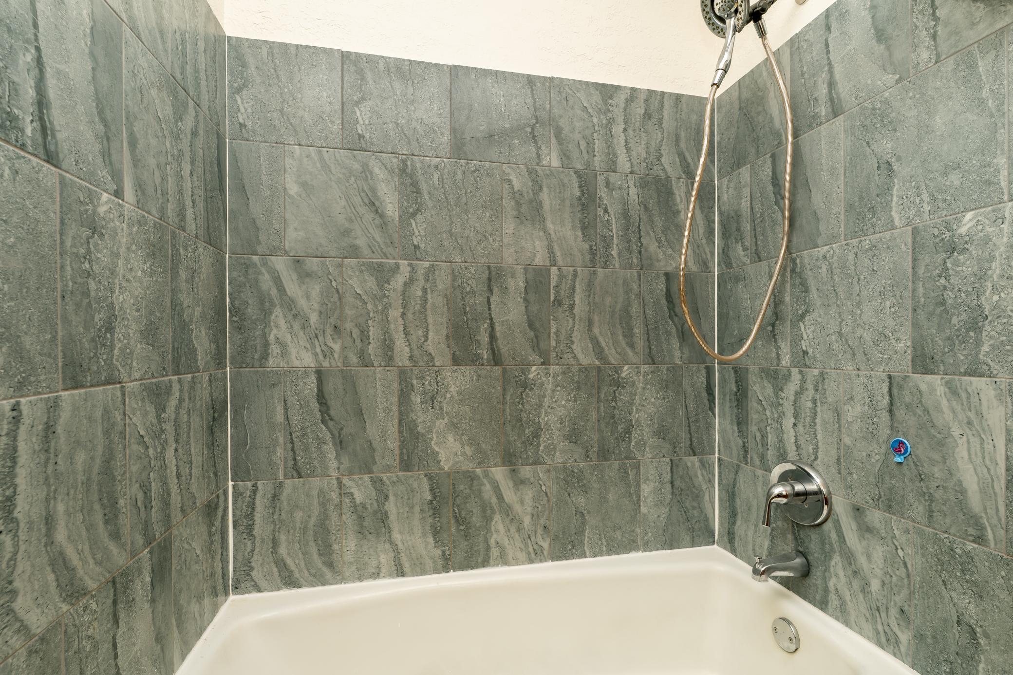 Bath/Shower
