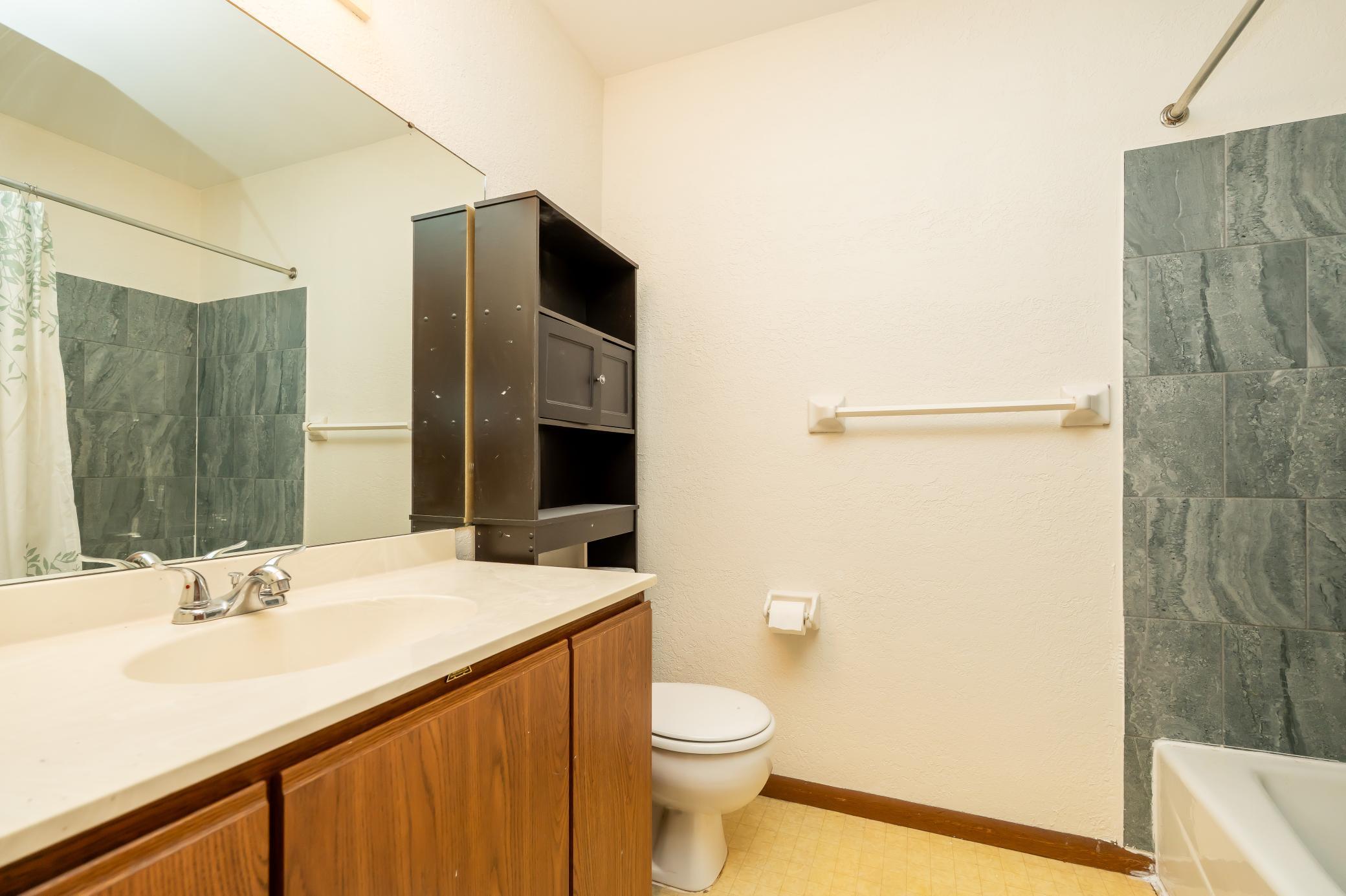 Bathroom - Upper