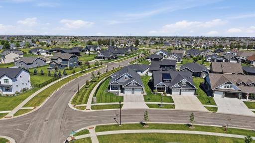 4897 Bluebell Loop S, Fargo, ND 58104