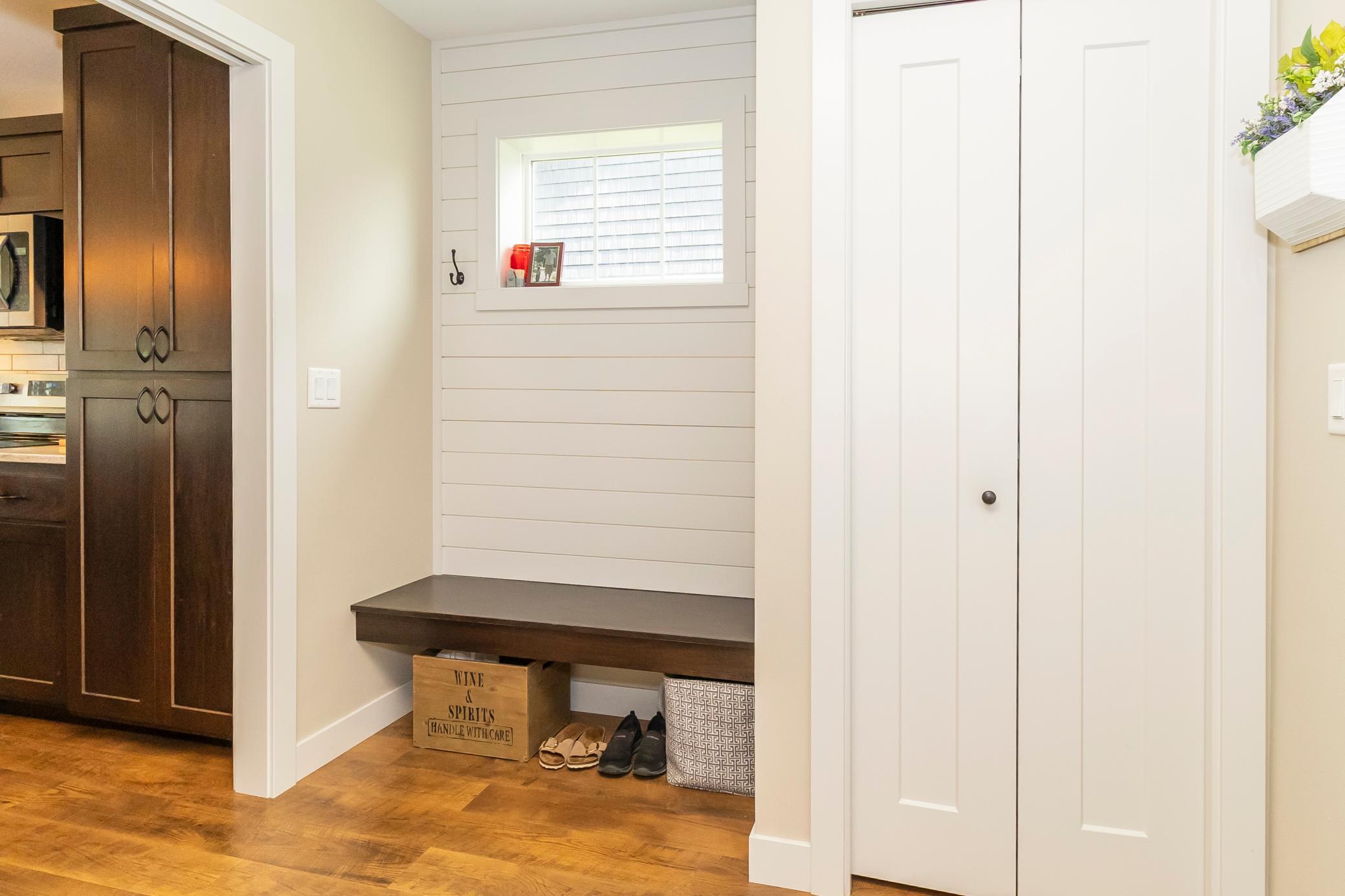 Mudroom/Laundry