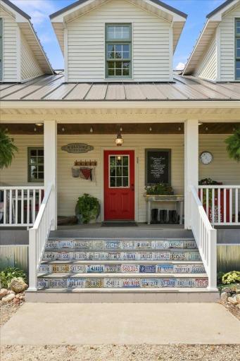 Charm from every angle with a welcoming entrance