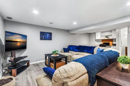 13994 Holyoke Court, Saint Paul, MN 55124