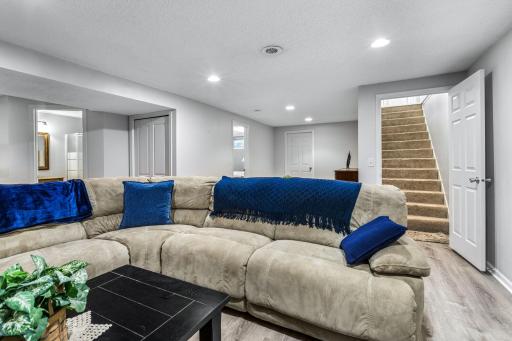 13994 Holyoke Court, Saint Paul, MN 55124