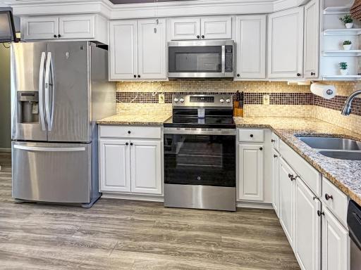 13994 Holyoke Court, Saint Paul, MN 55124