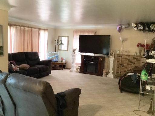 413 Hawthorne Street E, Albert Lea, MN 56007