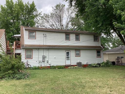 413 Hawthorne Street E, Albert Lea, MN 56007