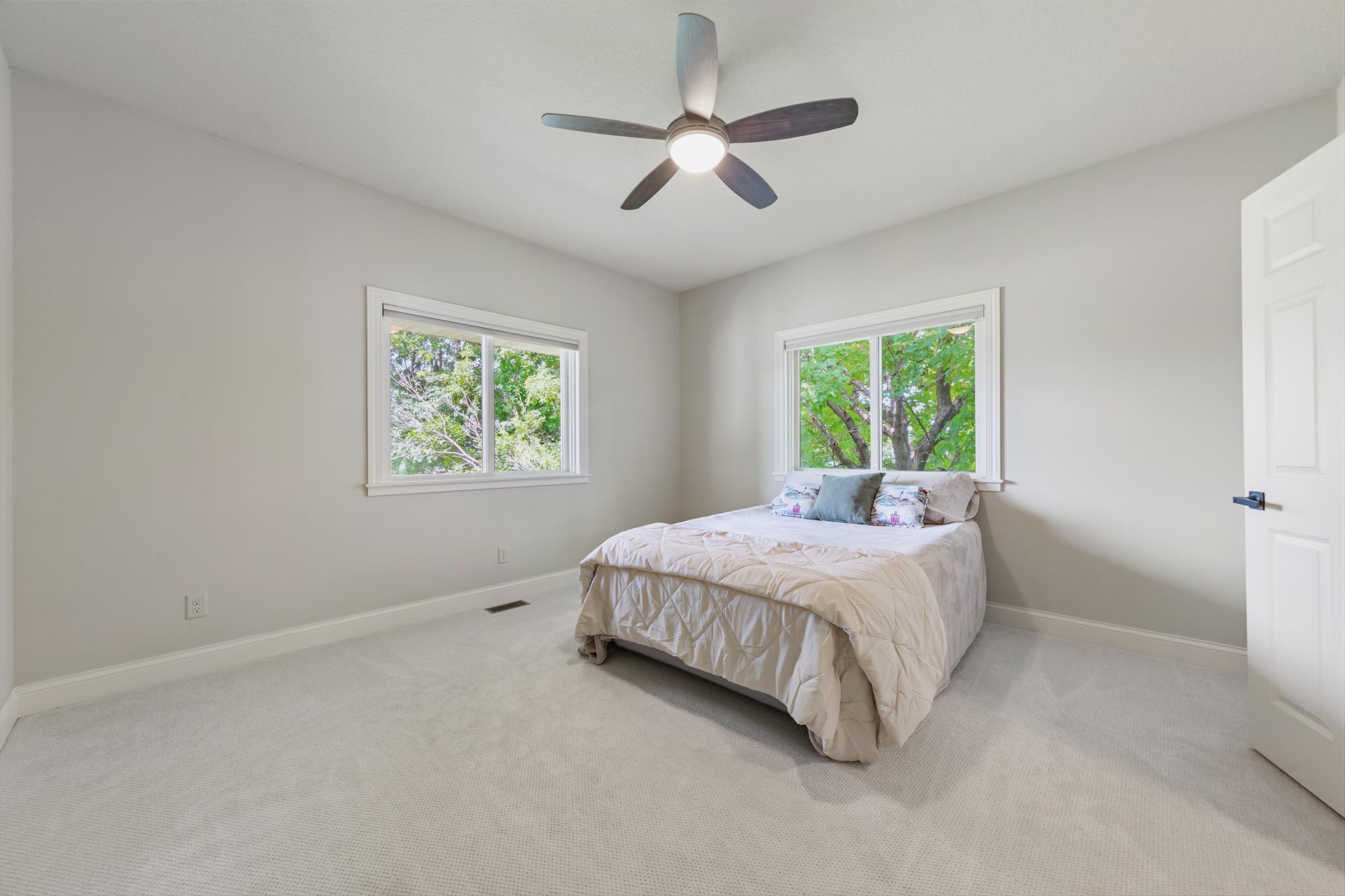 25 bedroom 1.jpg