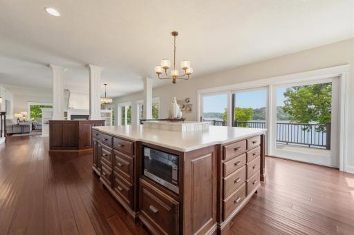3396 Kings Point Road, Excelsior, MN 55331