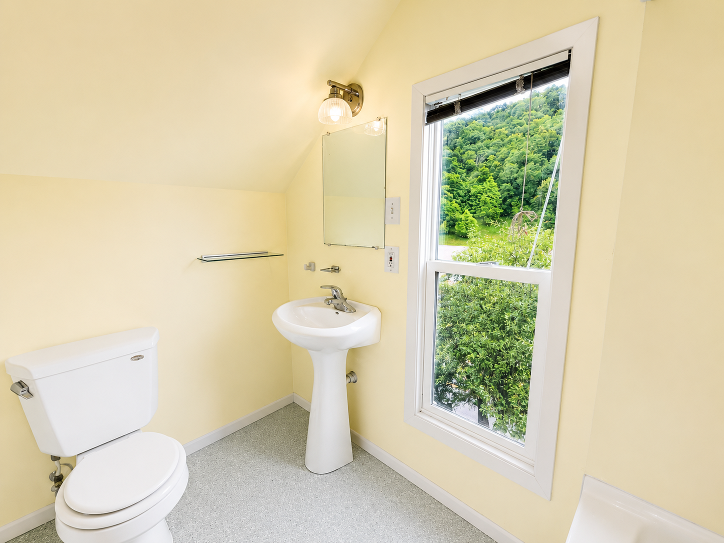 28 bathroom.PNG