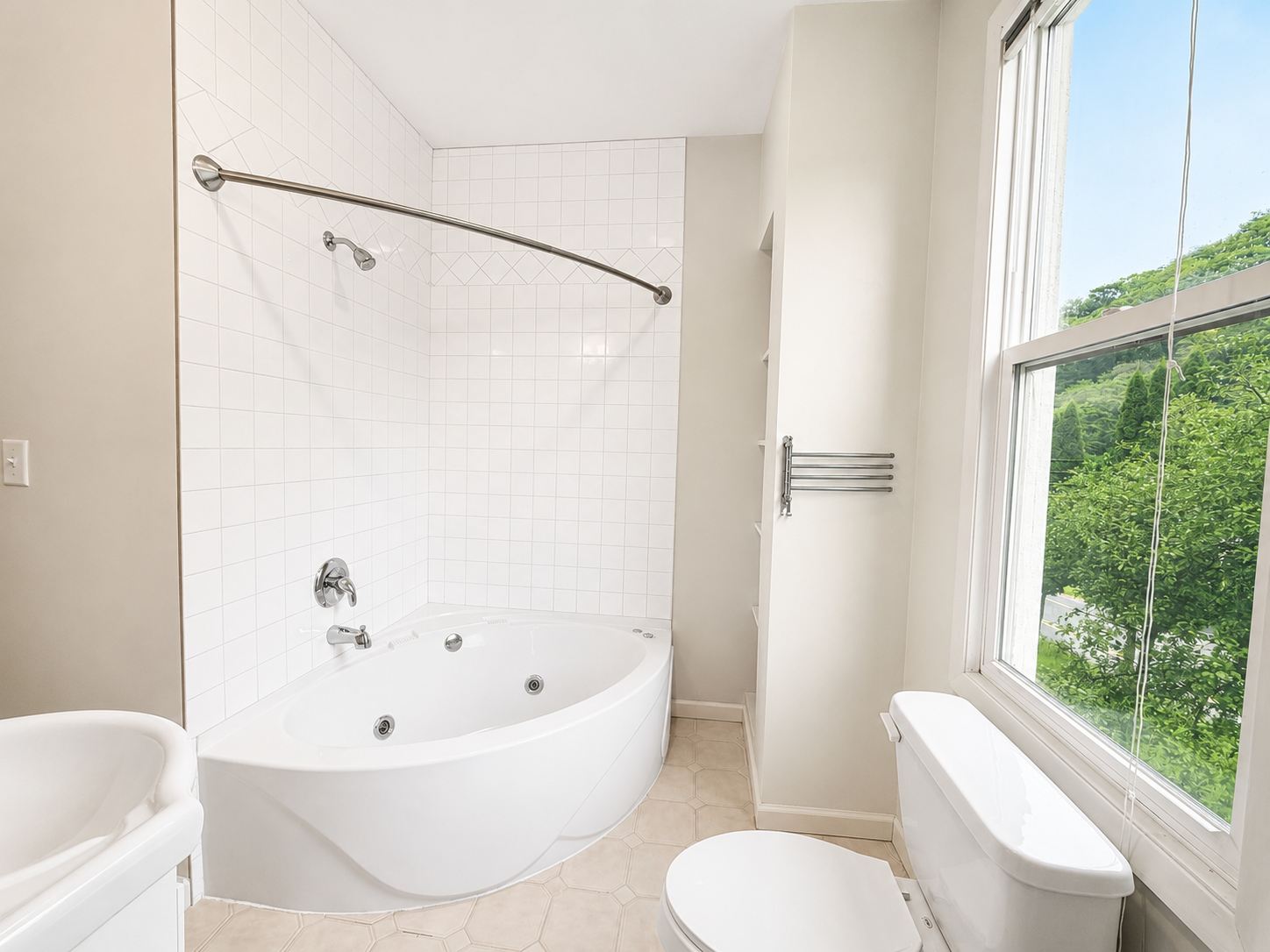 26 bathroom.PNG