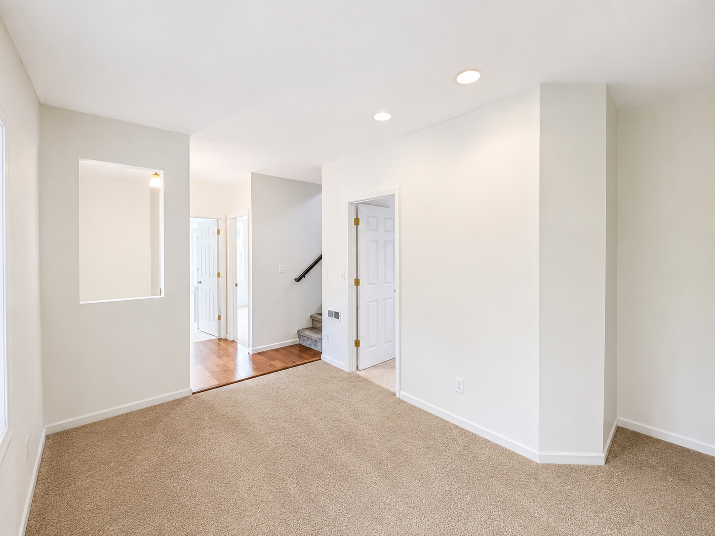 16 interior.PNG