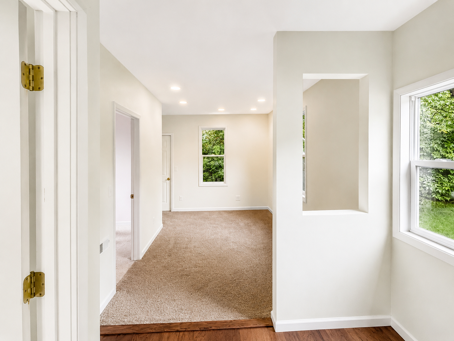 15 interior.PNG