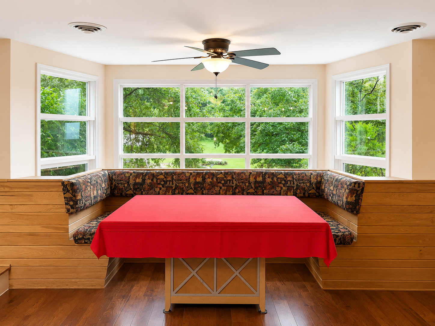 10 dining room.PNG