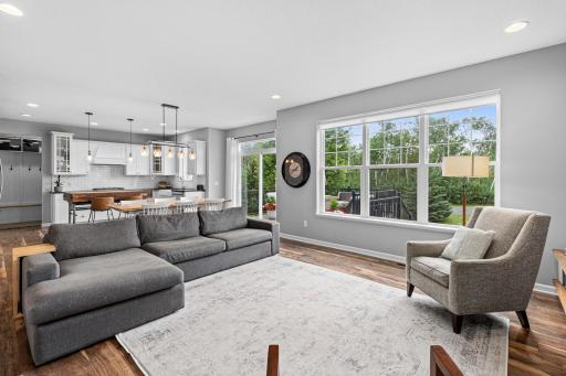 6554 102nd Avenue N, Minneapolis, MN 55445