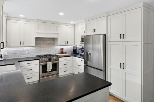 5336 Oxbow Place, Champlin, MN 55316