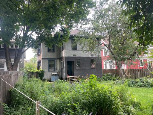 1689 Dayton Avenue, Saint Paul, MN 55104