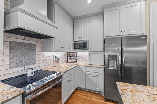 14290 Flora Way, Saint Paul, MN 55124
