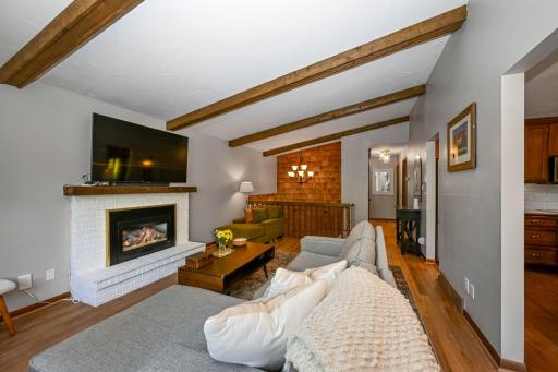 15008 Oakland Avenue, Burnsville, MN 55306
