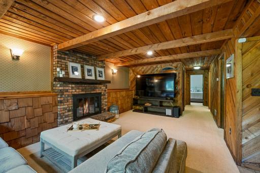 15008 Oakland Avenue, Burnsville, MN 55306