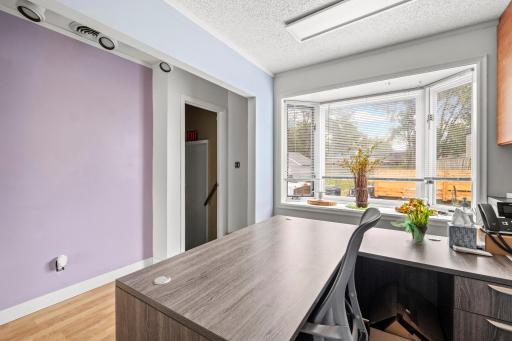 721 E River Road, Anoka, MN 55303