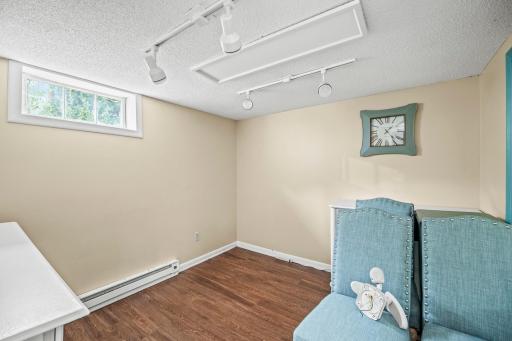 721 E River Road, Anoka, MN 55303