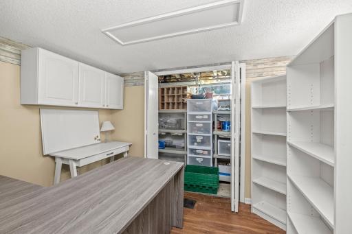 721 E River Road, Anoka, MN 55303