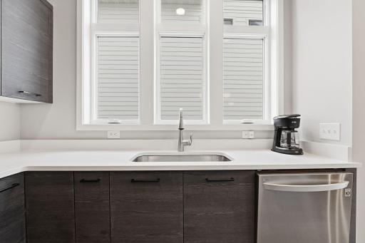 Great counterspace for cooking and preparing!