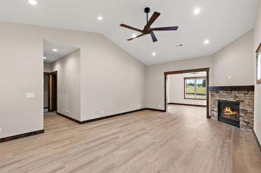 1043 Legend Lane, River Falls, WI 54022